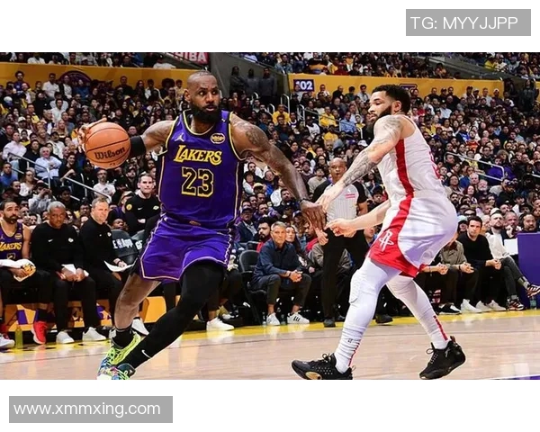 火箭主场不敌湖人,詹姆斯独得50分砍下胜利,火箭全队失误率暴增导致失利 火箭主场不敌湖人,詹姆斯独得50分砍下胜利,火箭全队失误率暴增导致失利