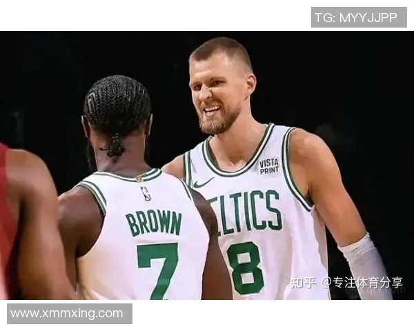 布朗打铁轰19+12+11,绿军奇兵42分完爆米切尔,凯尔特人双杀骑士 布朗打铁轰19+12+11,绿军奇兵42分完爆米切尔,凯尔特人双杀骑士